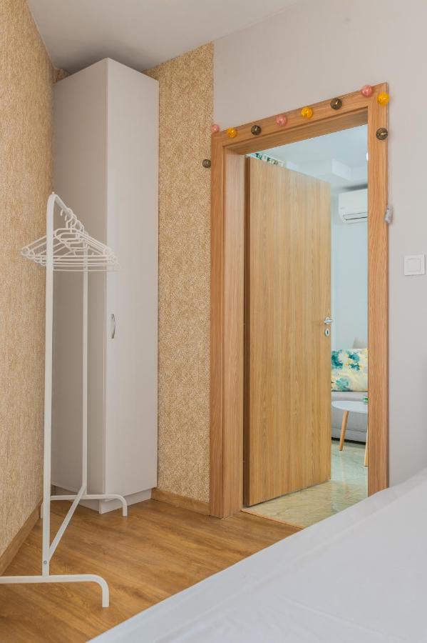 Bright & Cozy 1Bd Apartment In А New Building Sofie Exteriér fotografie